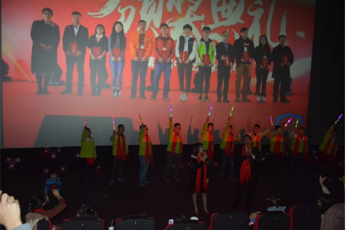萬磊家宴圓滿落幕，向萬磊平凡英雄致敬！