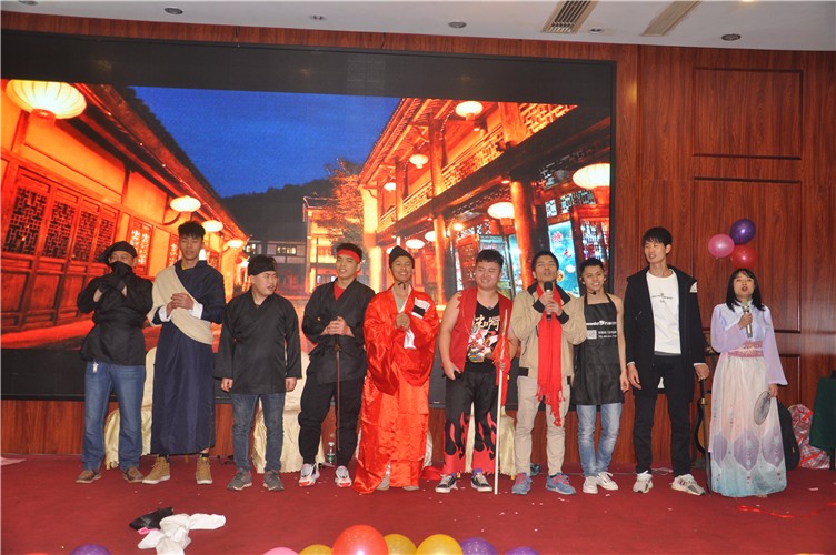 萬磊人歡聚一堂，只為追逐2020“萬磊夢(mèng)”！